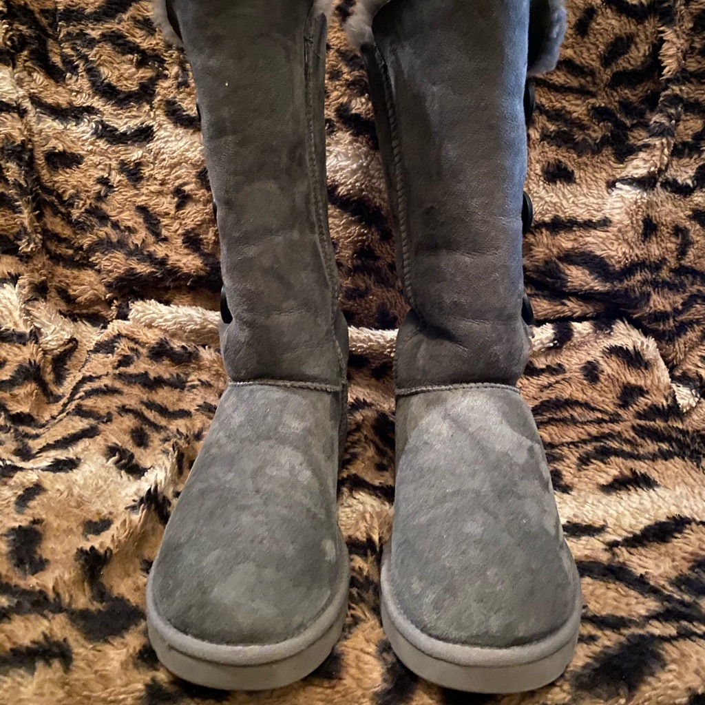 Ugg Button Bailey